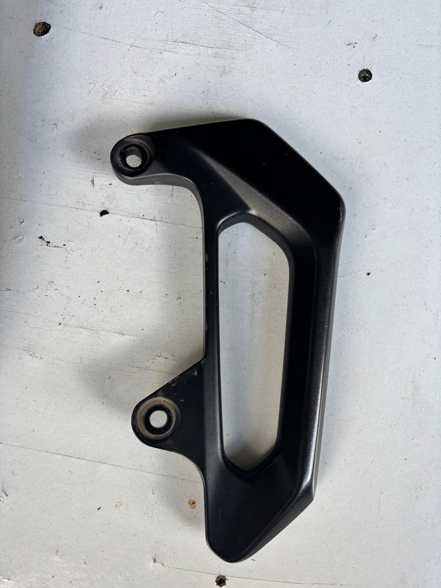 Poignée maintien passager droite yamaha mt 07 2018/2020