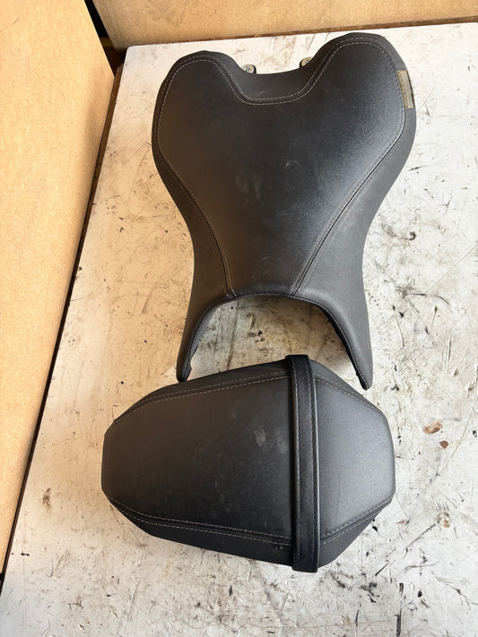 Lot selle conducteur pilote passager  confort mt07 Yamaha 2018-2020