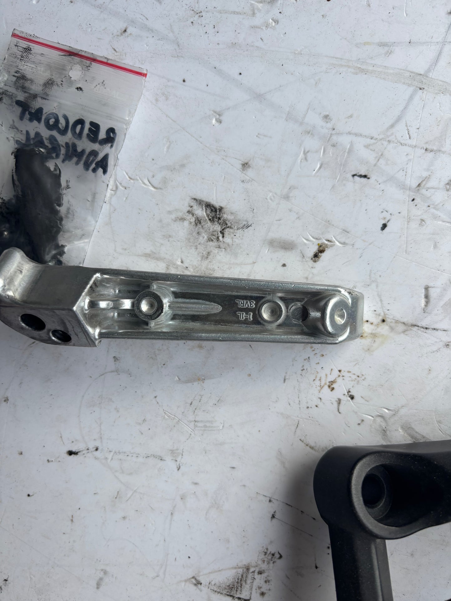 Yamaha MT07 2014/2020 linke hintere Fußstütze