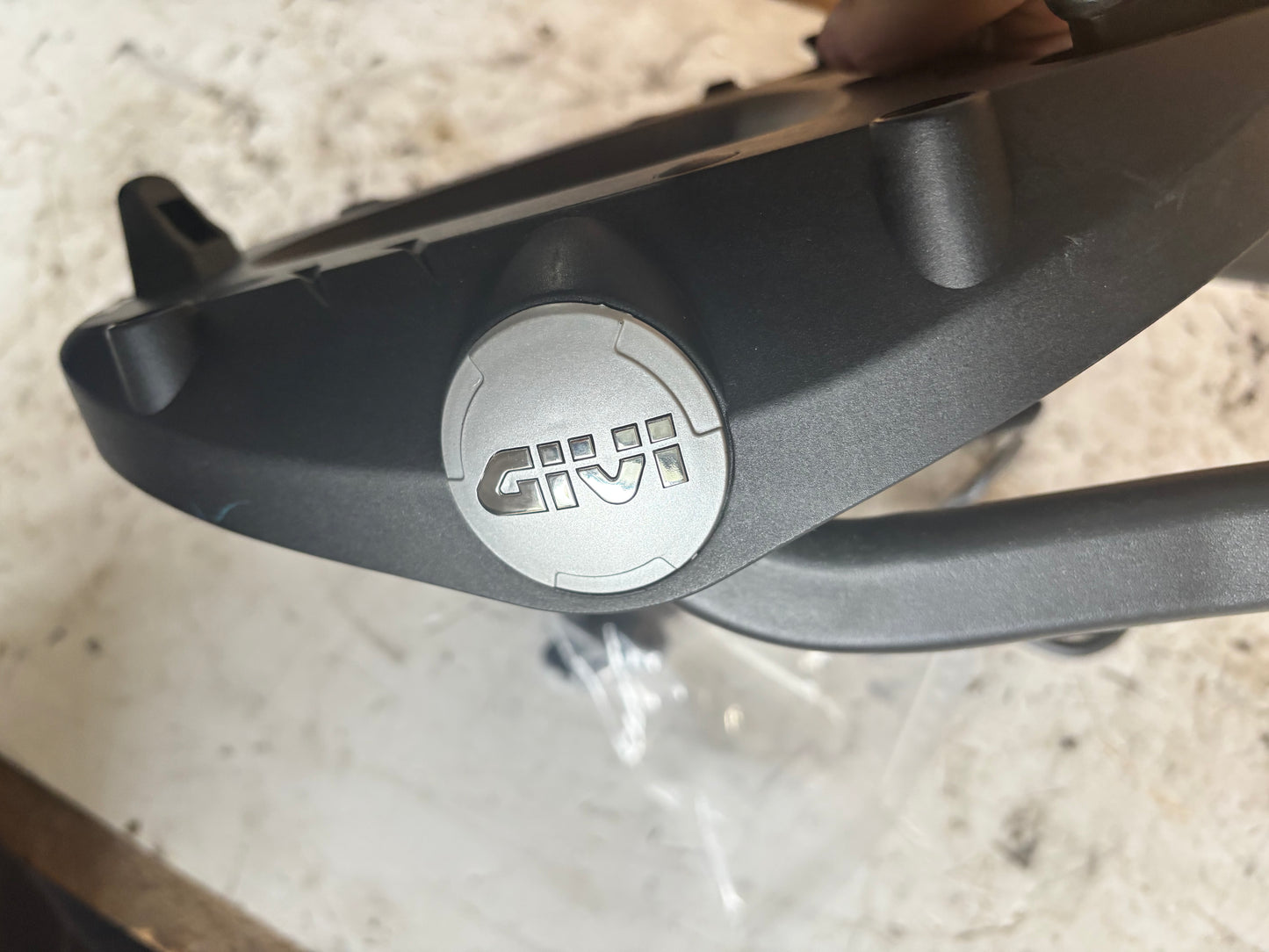 GIVI Topcasehalterung Kawasaki Er6n Er6F 2009/2011