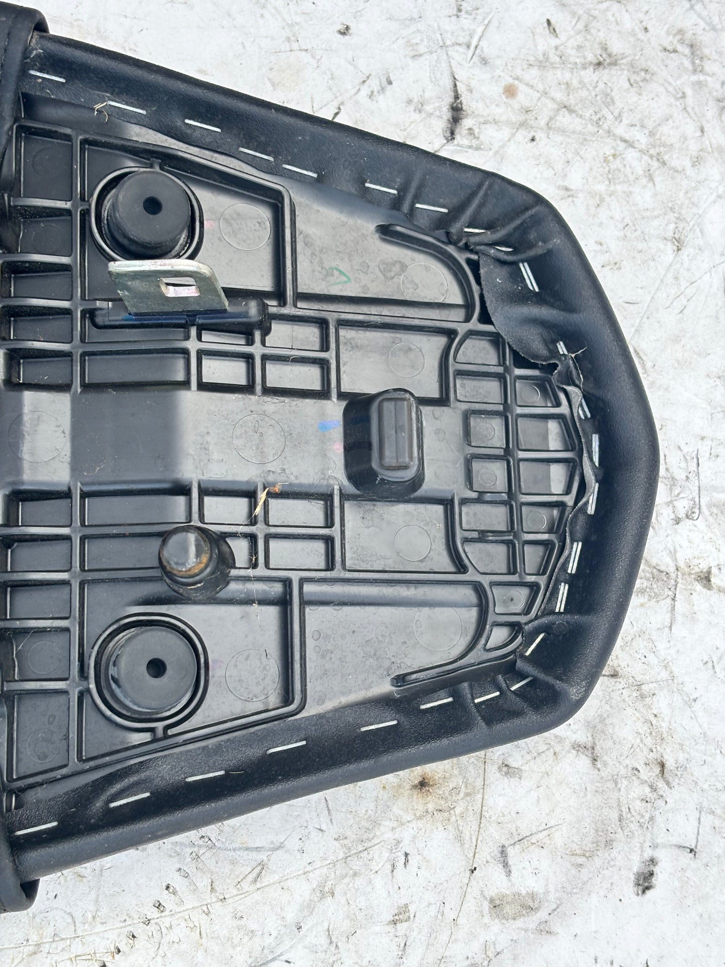 Selle yamaha mt 09 2021-2024