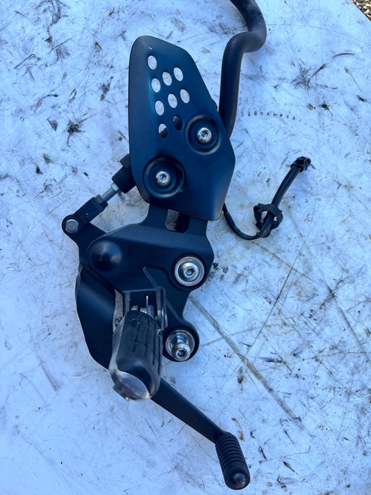 Platine droite tracer 700 2016/2024