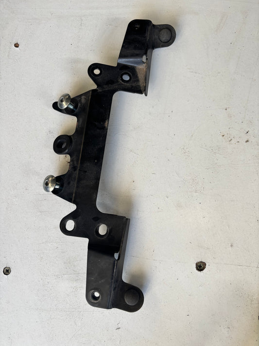 support maintien selle carénage arrière mt07 2018 à 2020