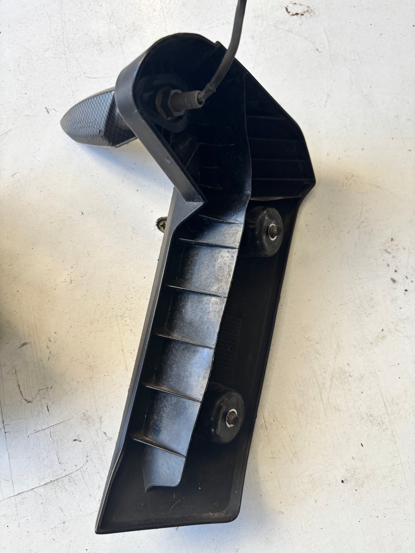 Support clignotant écope gauche yamaha mt07 mt-07 2014 à 2020