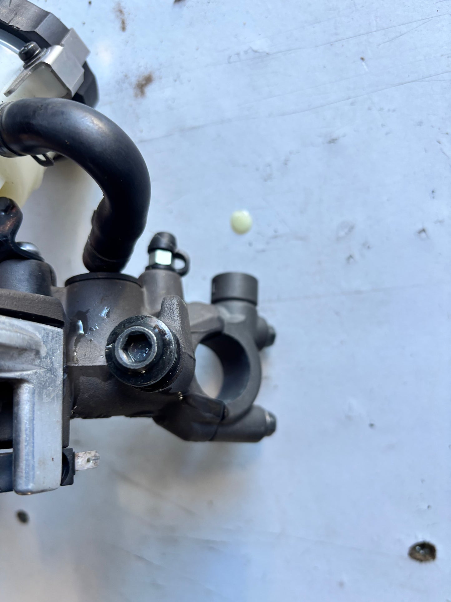 Levier pompe de frein  yamaha mt 09 2021-2024