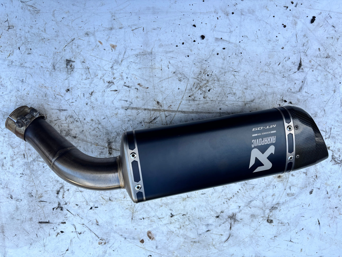 Ligne échappement akrapovic HOMOLOGUÉ yamaha mt 09 2021-2024 90798-32413-00