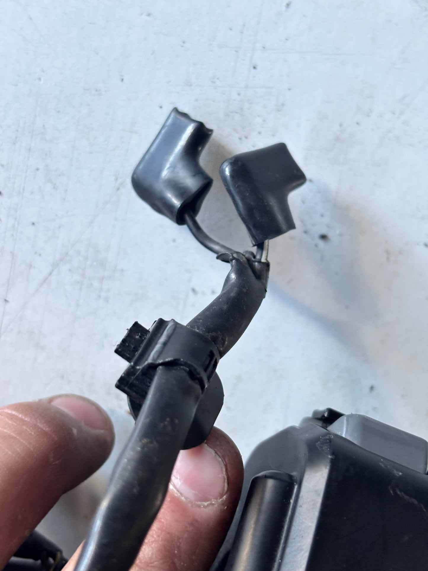 Commodo gauche commutateur yamaha mt 09 2021-2024