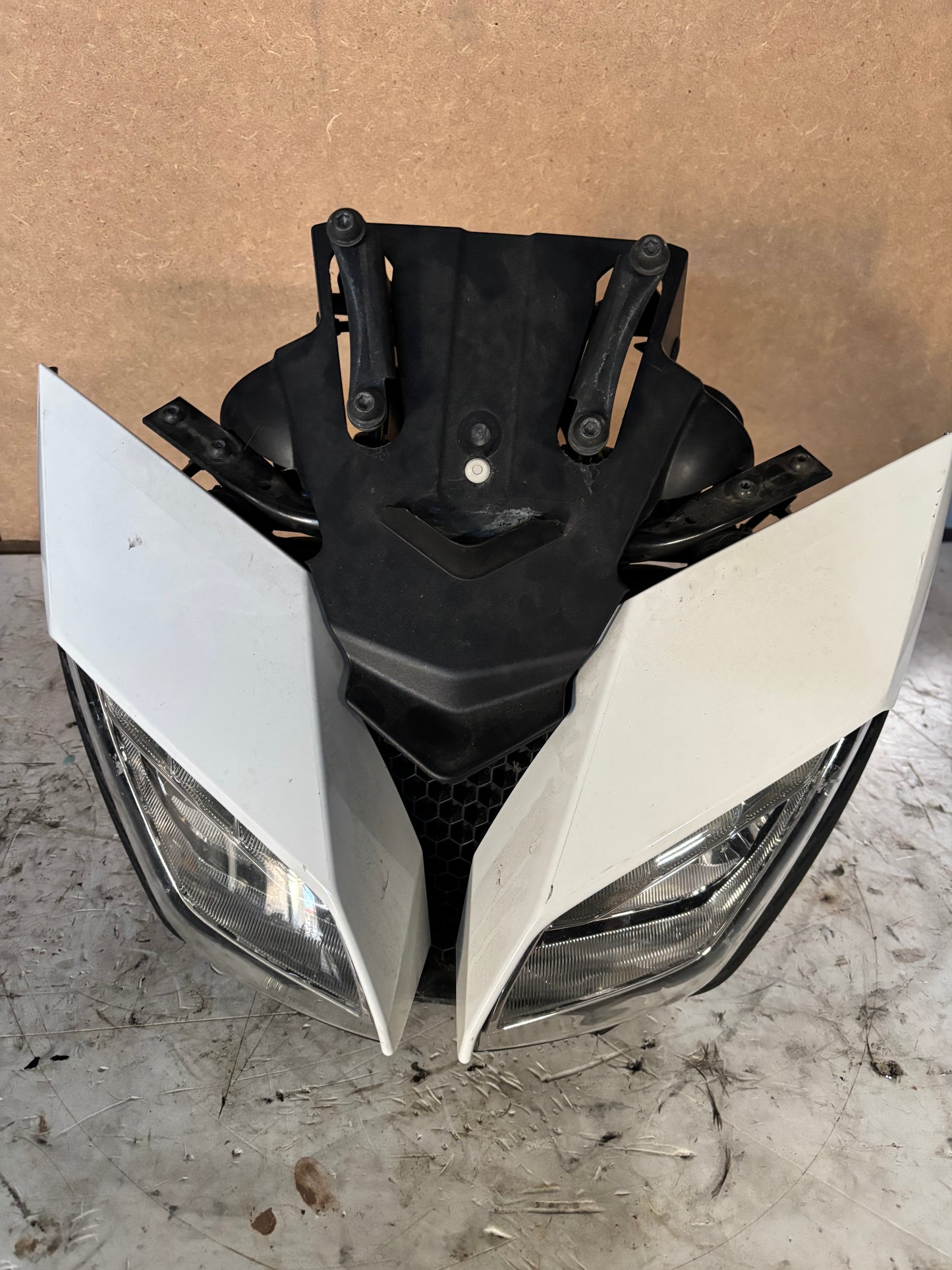 Tête de fourche araignée optique phare Yamaha tracer 900 2015 à 2017