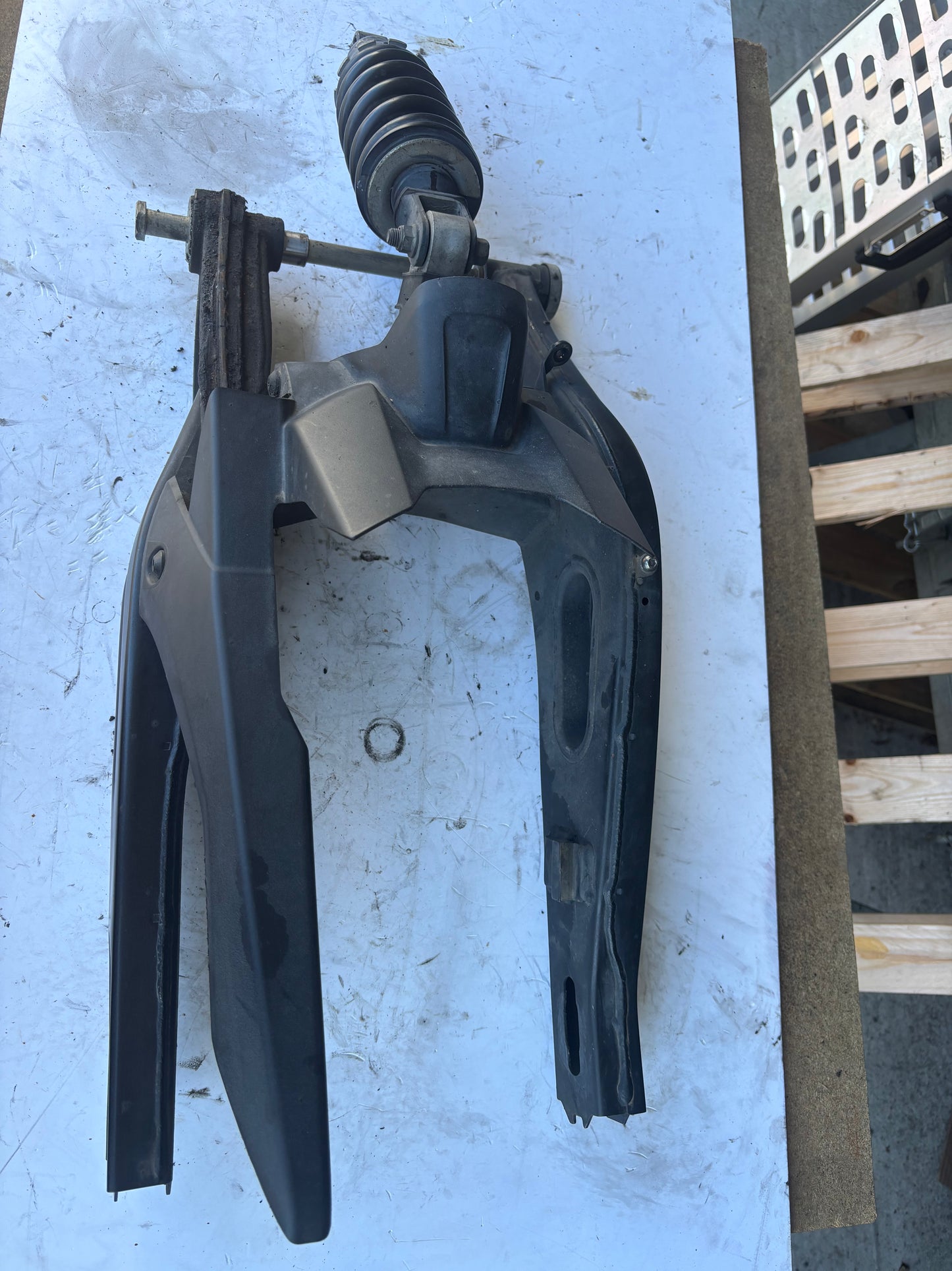 Komplette Schwinge Yamaha MT 07 2014 - 2020