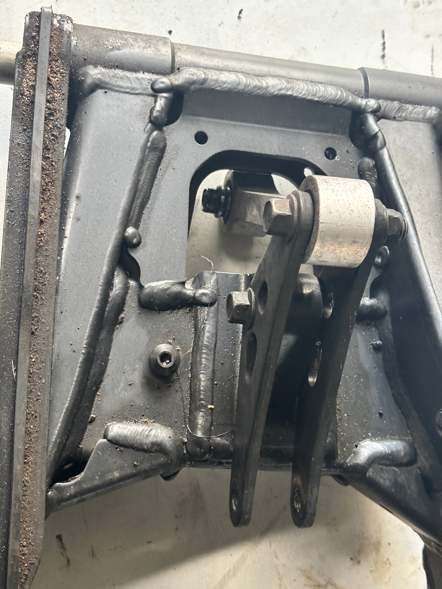 Bras oscillant yamaha mt 09 2021-2024