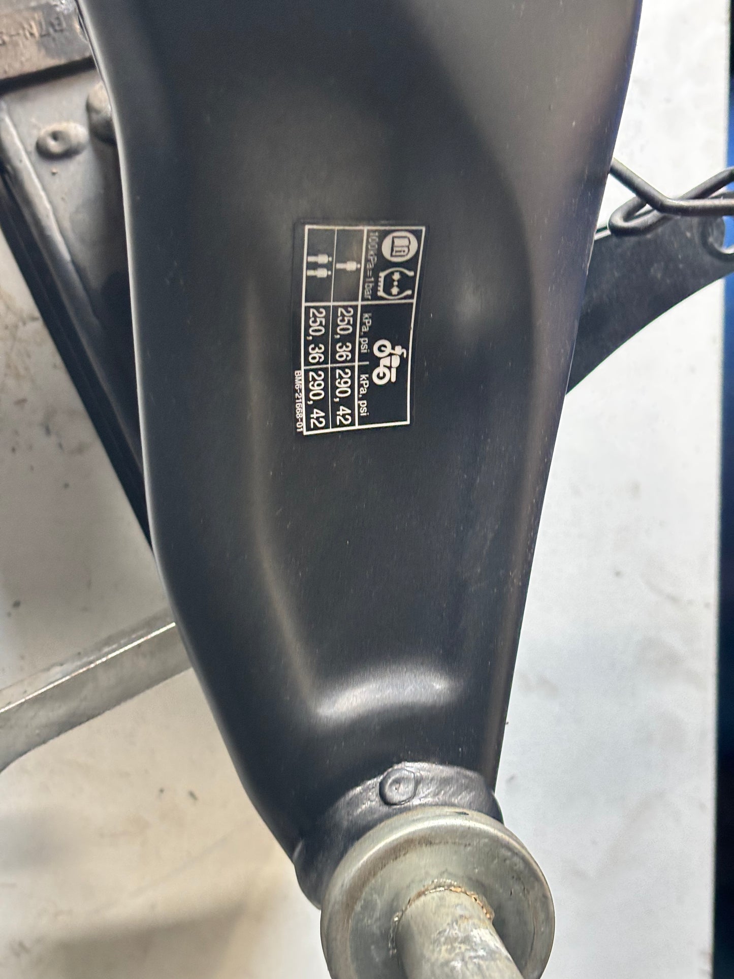 Bras oscillant yamaha mt 09 2021-2024