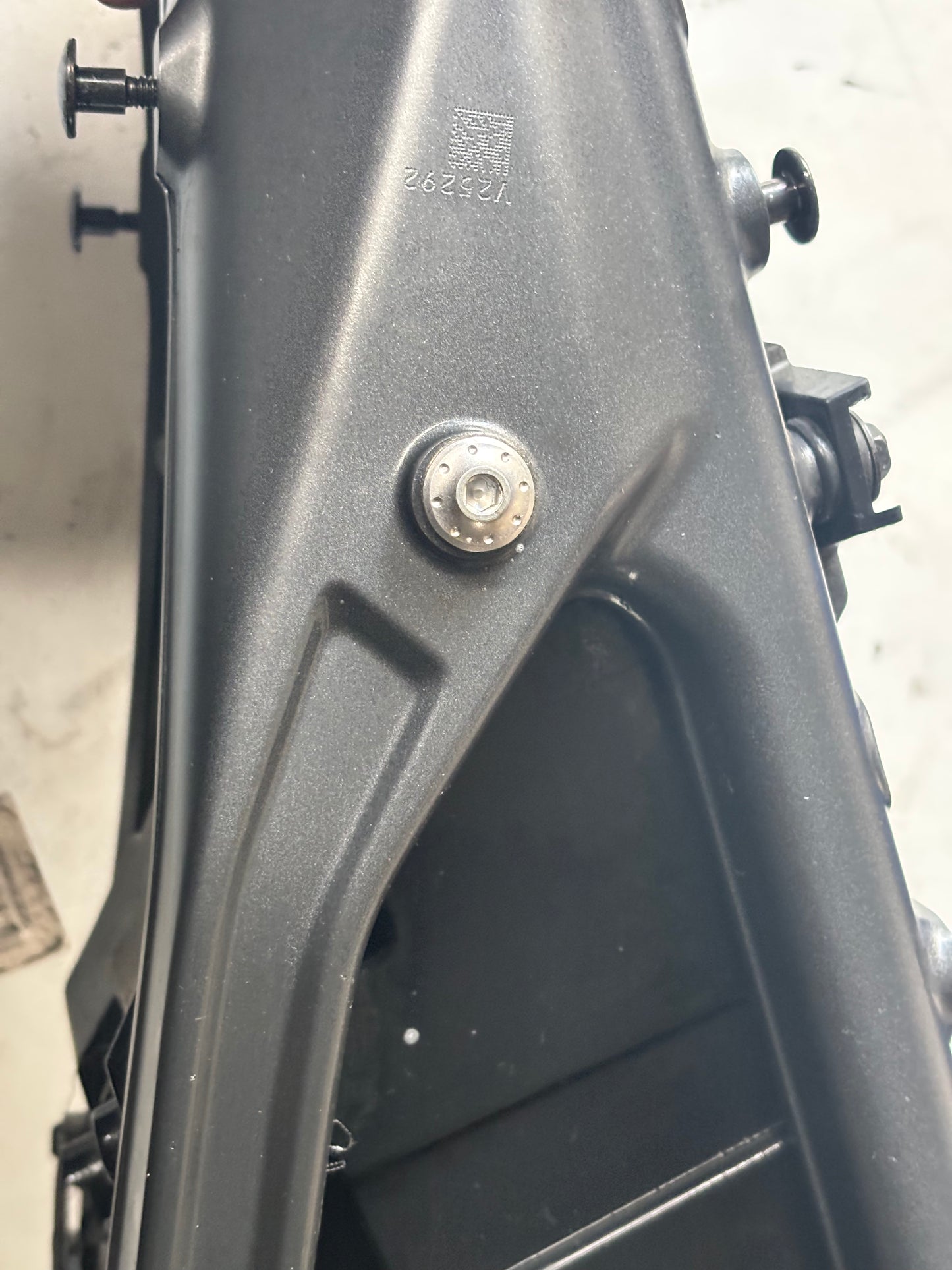 Boucle arrière yamaha mt 09 2021-2024 B7N 211900 900