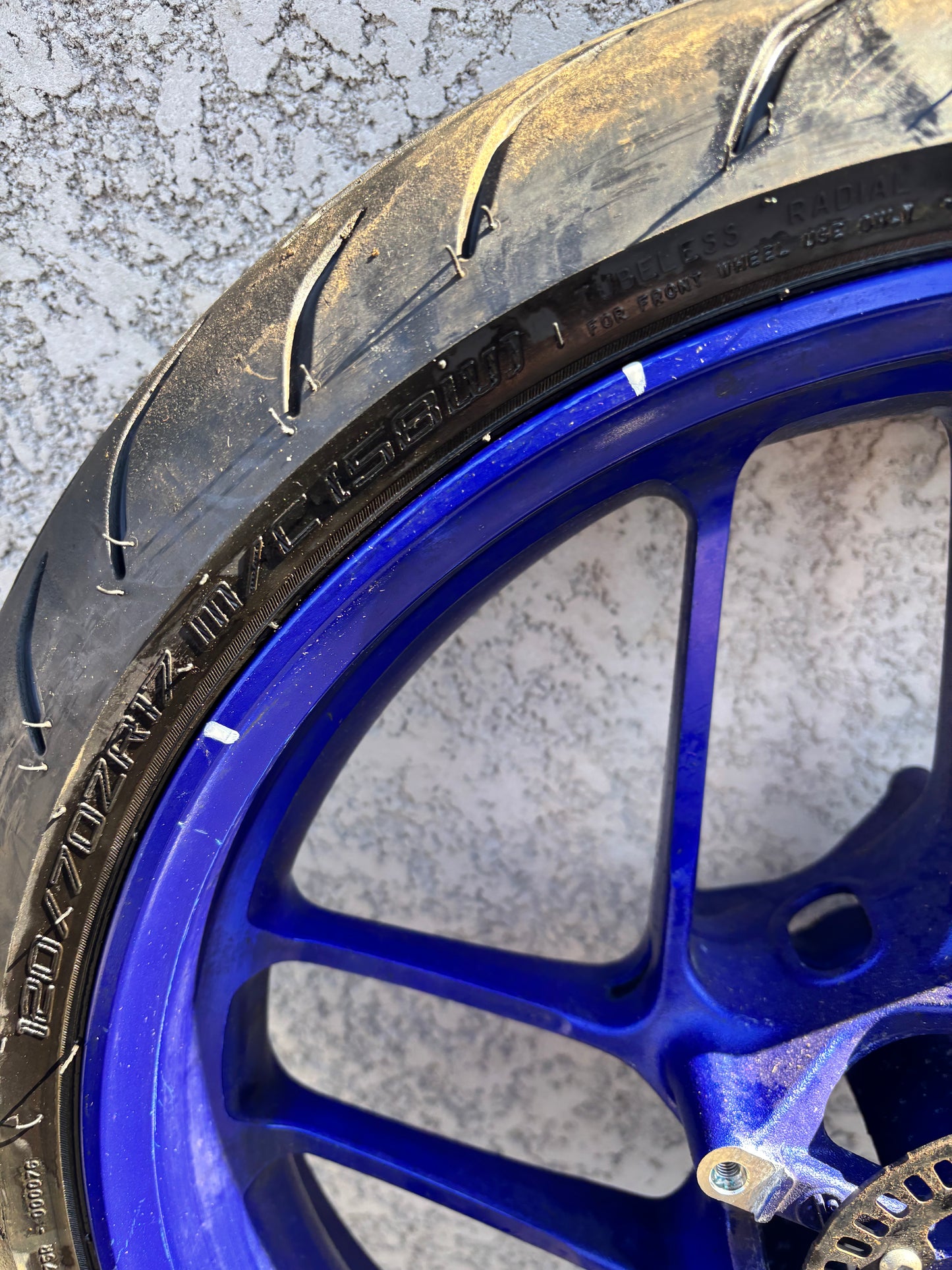 Roue avant yamaha mt 09 2021-2024