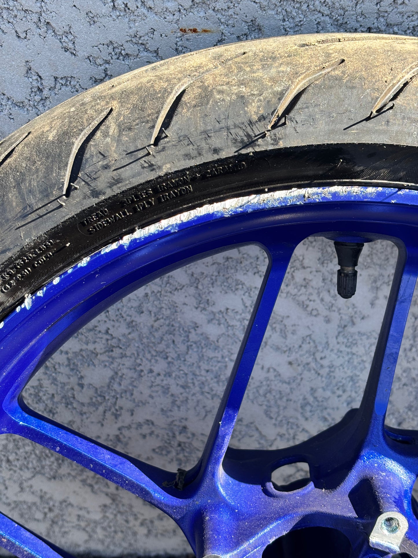 Roue avant yamaha mt 09 2021-2024