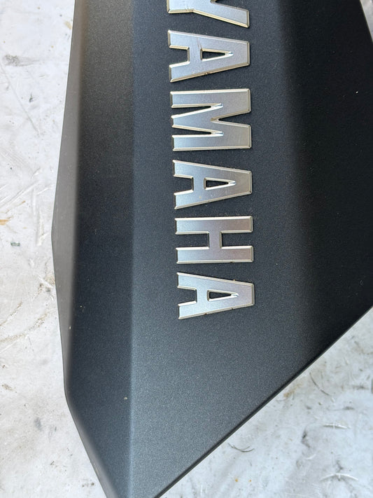 Rechte und linke Lufthutze für Yamaha MT 09 2013-2016 Tank