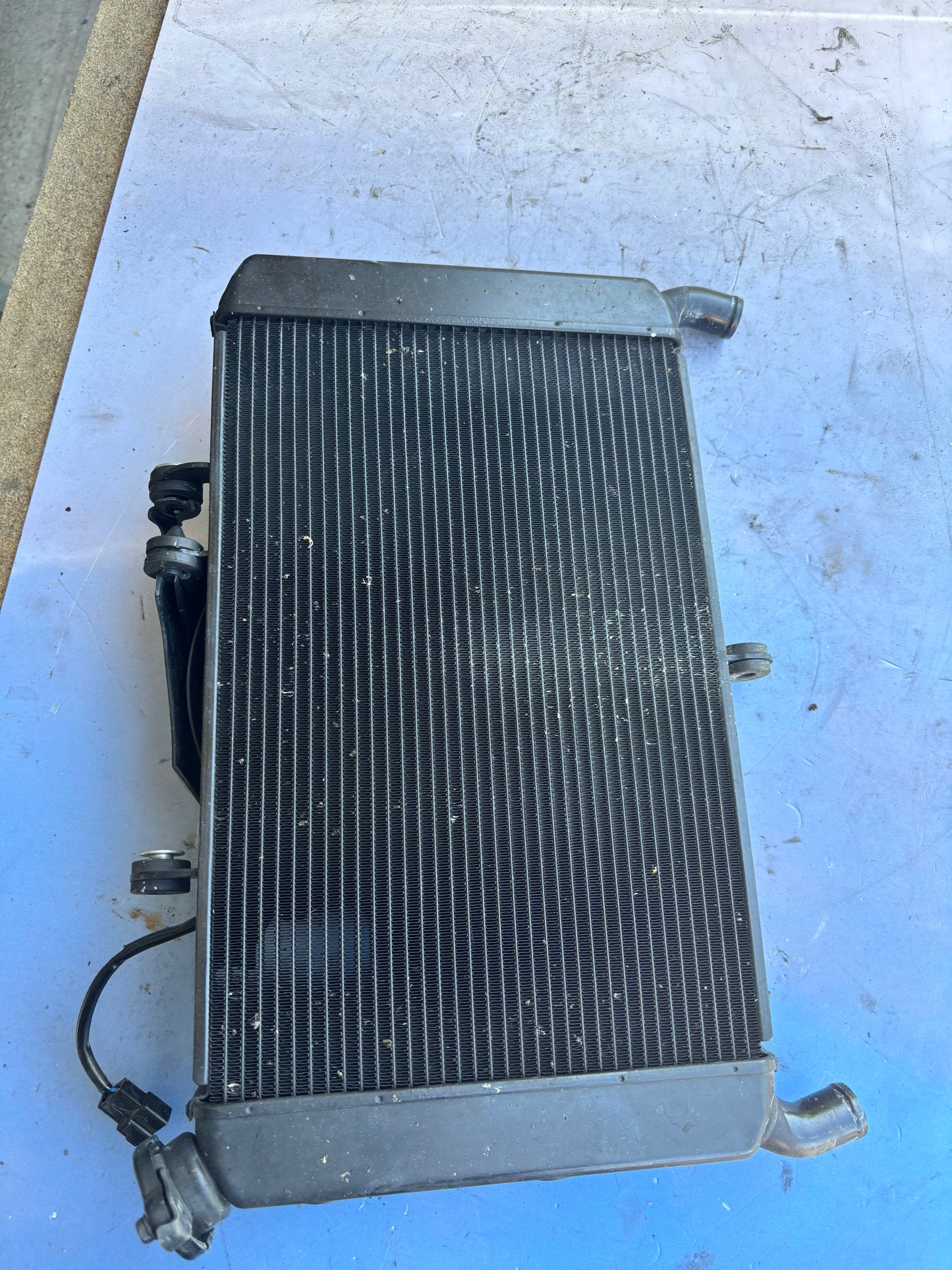 Radiateur yamaha mt 09 2017/2020