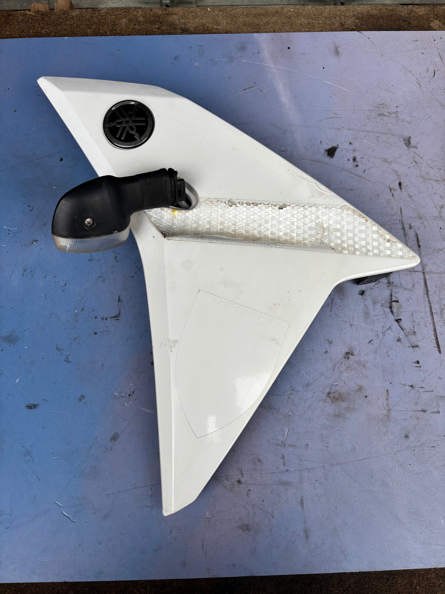 Linke Seitenstütze Yamaha Tracer 900 2015/2017
