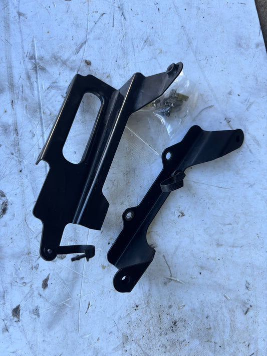 Support fixation Sabot moteur inferieur Kawasaki Er6n 2012/2016