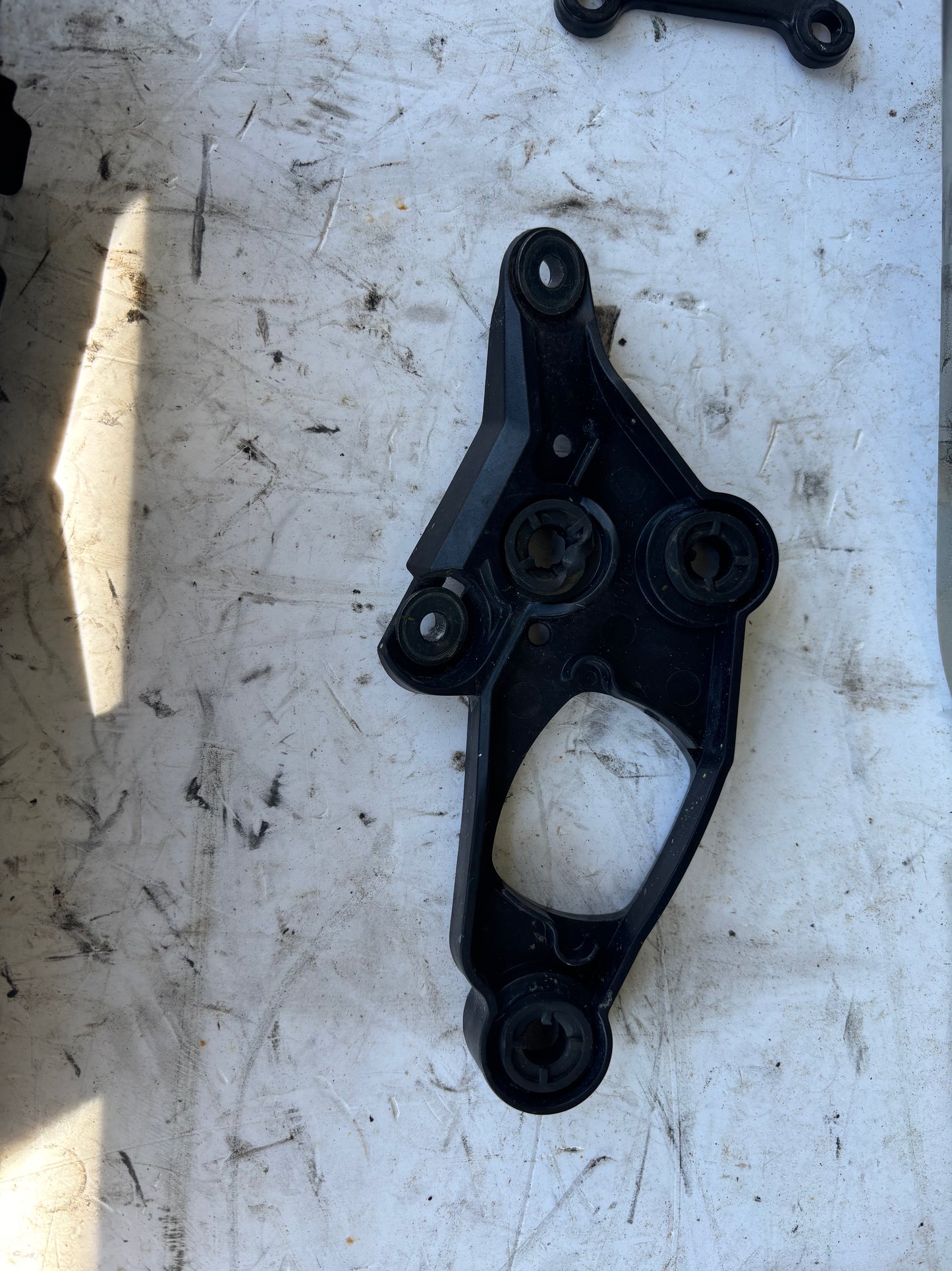 Support fixation compteur yamaha mt 09 2013-2016