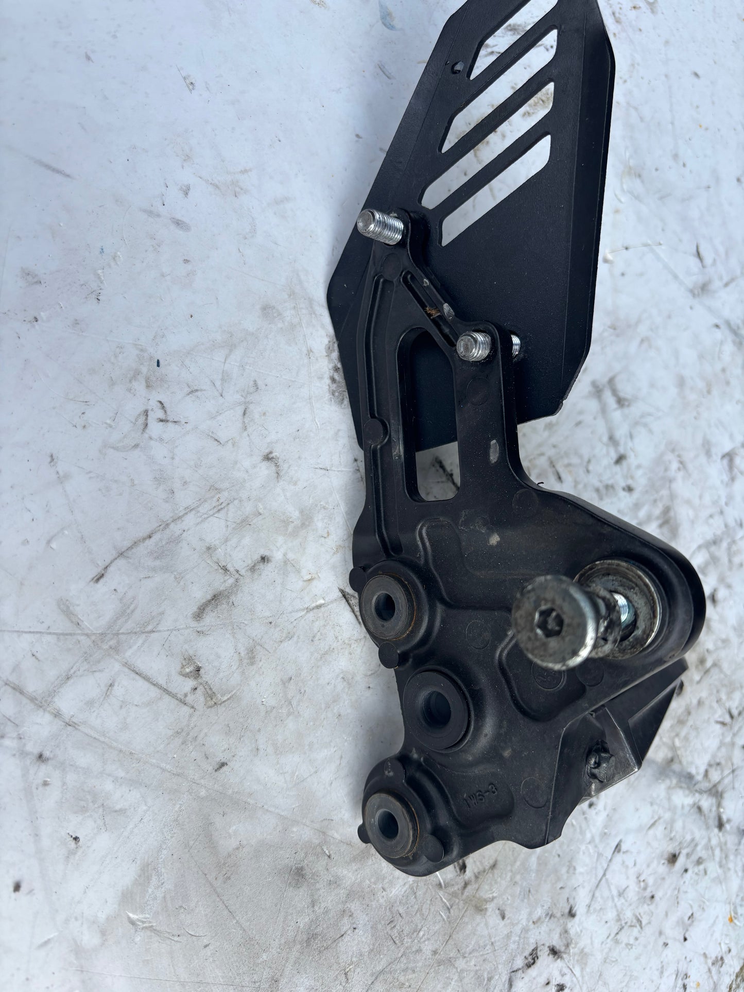 Rechte Platte Yamaha mt07 2018/2024 Phase 2