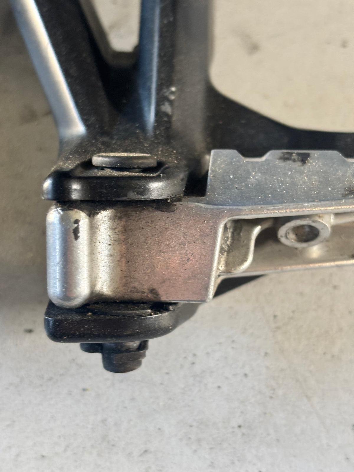 Paire platine cale pied arrière Yamaha mt09 2013/2020