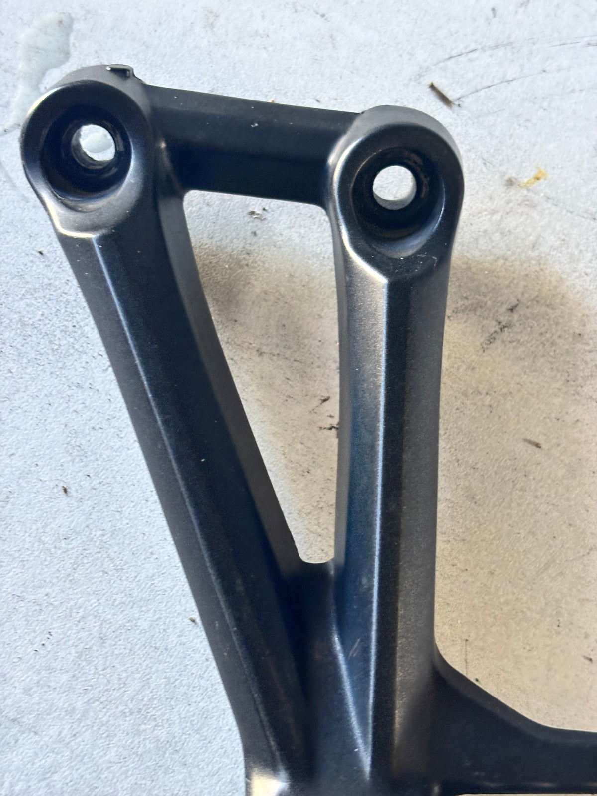 Platine arrière gauche Yamaha mt09 2013/2020